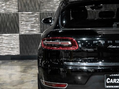 Used 2017 Porsche Macan S image 51
