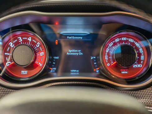 Used 2019 Dodge Challenger SRT Hellcat w/ Laguna Leather Package RWD image 33