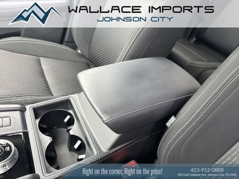 Used 2024 Mitsubishi Outlander ES AWD/4WD image 18