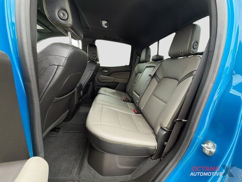 Used 2023 Chevrolet Colorado ZR2 w/ ZR2 Convenience Package III AWD/4WD image 25