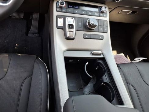 Used 2025 Hyundai Palisade SEL FWD image 16