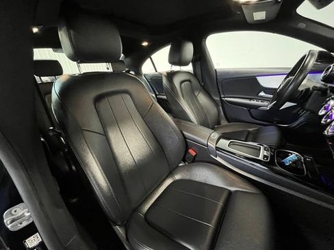 Used 2025 Mercedes-Benz CLA 250 image 9