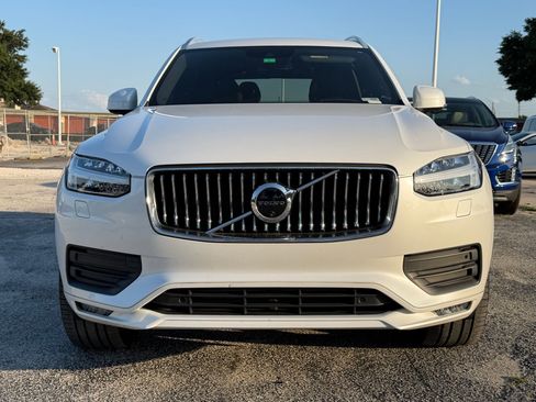 Used 2020 Volvo XC90 T6 Momentum w/ Protection Package Premier AWD/4WD image 4