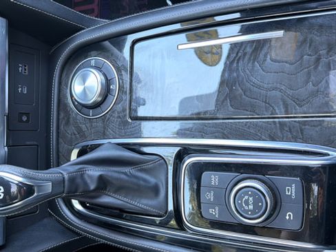 Used 2023 INFINITI QX80 Sensory w/ All-Season Package AWD/4WD image 20