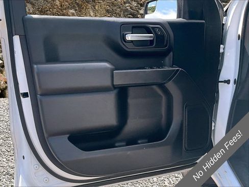 Used 2020 Chevrolet Silverado 1500 Custom w/ Custom Value Package AWD/4WD image 20