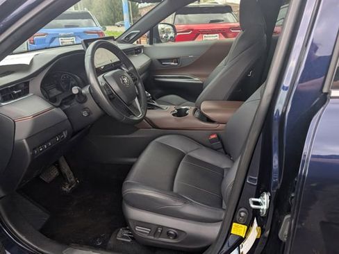 Used 2021 Toyota Venza Limited w/ Advanced Technology Package image 14