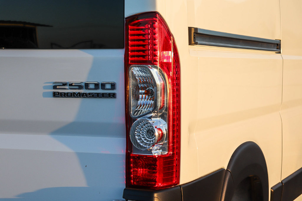 Used 2025 RAM ProMaster 2500 w/ U-Haul Equipment Group FWD image 10