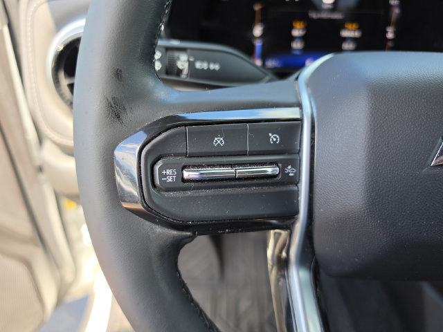 Used 2023 Chevrolet Colorado LT w/ LT Convenience Package III RWD image 39
