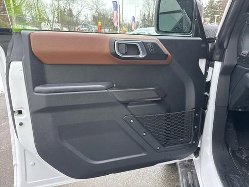 Used 2024 Ford Bronco Outer Banks image 15