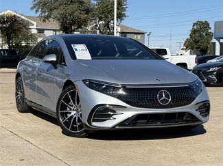 Used 2022 Mercedes-Benz EQS 450+ Sedan video 2