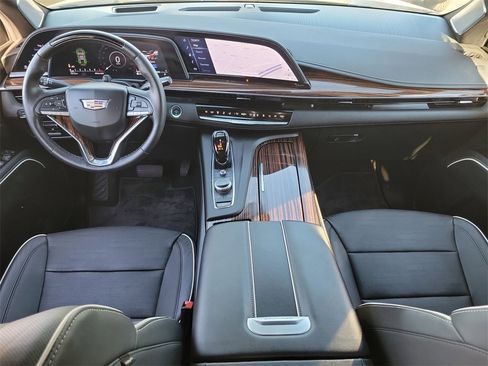 Certified 2023 Cadillac Escalade Premium Luxury w/ Performance Package image 20