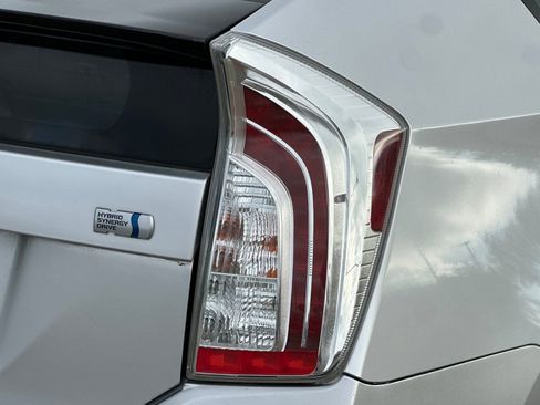 Used 2013 Toyota Prius Two image 48