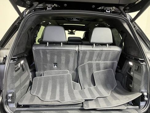 Used 2023 BMW X7 xDrive40i w/ Executive Package image 21