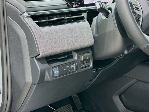 New 2026 GMC Sierra EV Elevation image 8