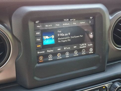 Used 2021 Jeep Wrangler Unlimited Sport AWD/4WD image 3