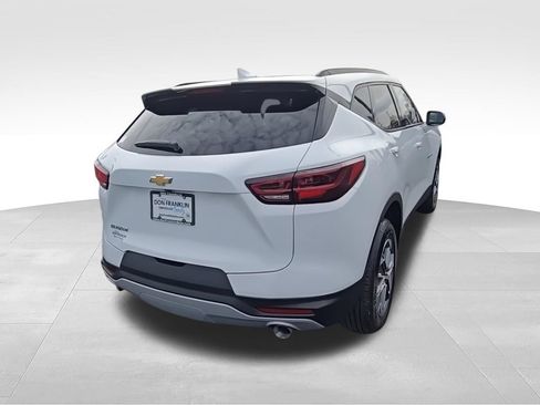 Used 2024 Chevrolet Blazer LT w/ Convenience Package FWD image 9