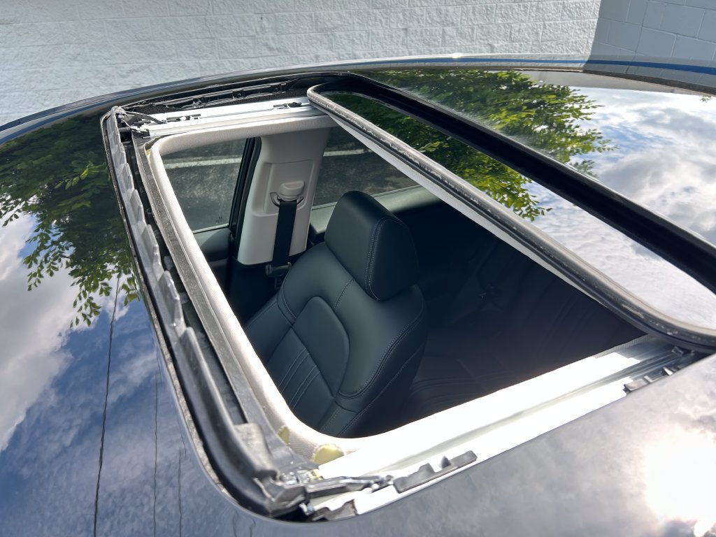New 2027 Honda HR-V EX-L image 11