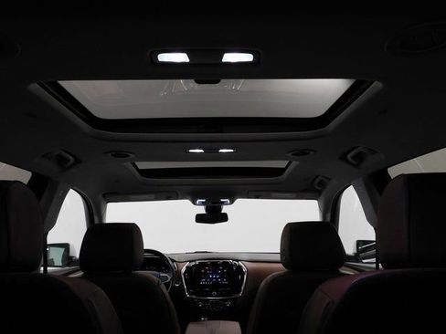 Used 2021 Chevrolet Traverse High Country image 23
