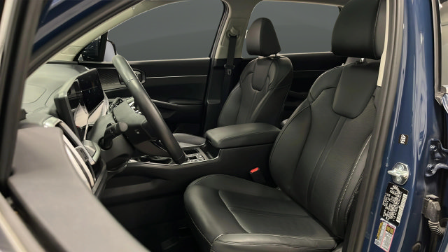 Used 2025 Kia Sorento EX w/ Panoramic Sunroof Package AWD/4WD image 35