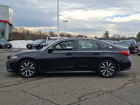 Used 2023 Honda Civic EX image 4