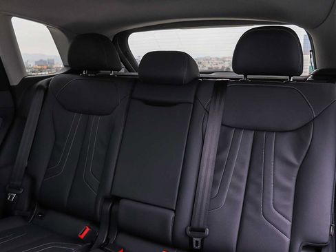 New 2026 Audi Q3 quattro 2.0T AWD/4WD image 23