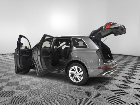 Used 2020 Audi Q7 3.0T Premium Plus w/ Premium Plus Package image 10