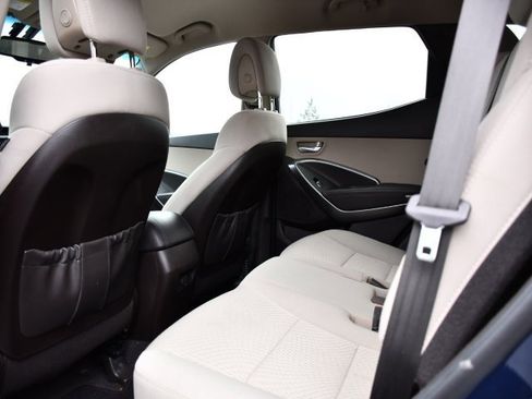 Used 2018 Hyundai Santa Fe Sport w/ 2.4L Value Package 02 image 13