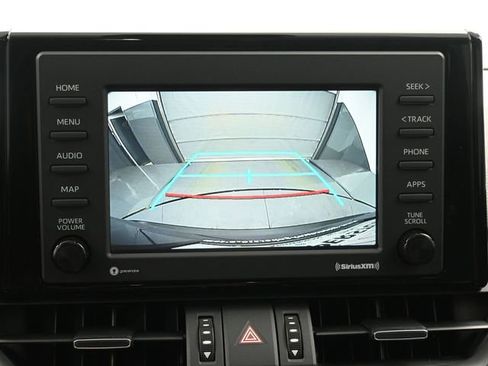 Used 2022 Toyota RAV4 XLE Premium image 17