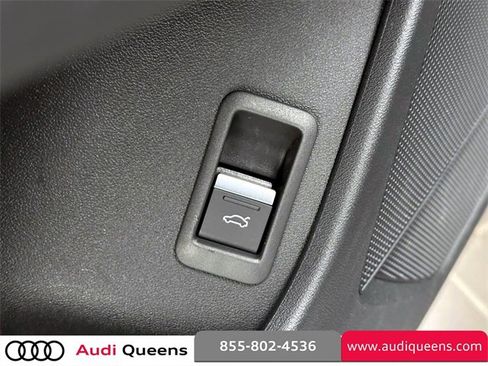 Used 2024 Audi Q4 e-tron Premium Plus w/ Premium Plus image 19