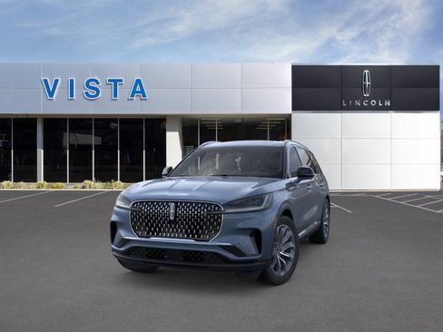 Used 2026 Lincoln Aviator Reserve RWD image 2