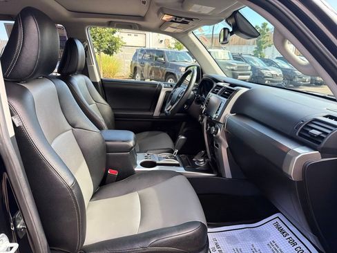Used 2020 Toyota 4Runner SR5 Premium w/ Moonroof Package AWD/4WD image 12