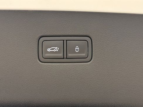 Used 2025 Genesis GV80 3.5T e-SC AWD/4WD image 30