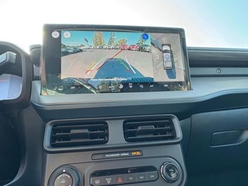 New 2025 Ford Maverick Lariat w/ Black Appearance Package image 22