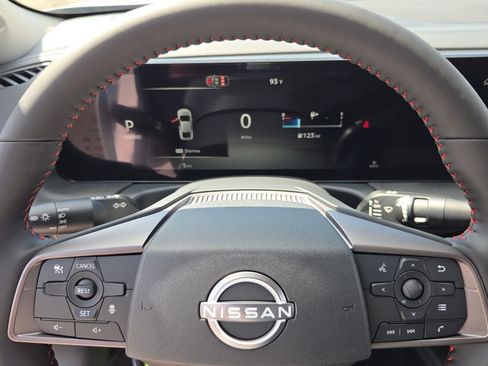 New 2026 Nissan Sentra SR FWD image 21
