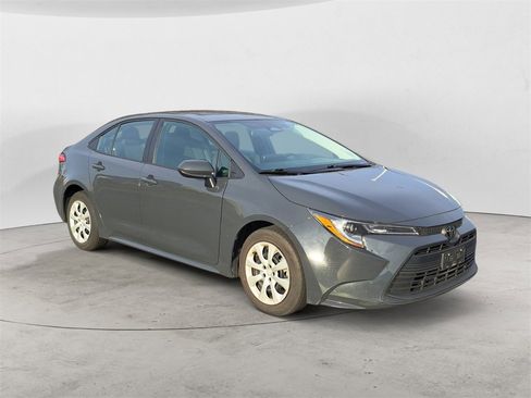 Used 2024 Toyota Corolla LE image 1