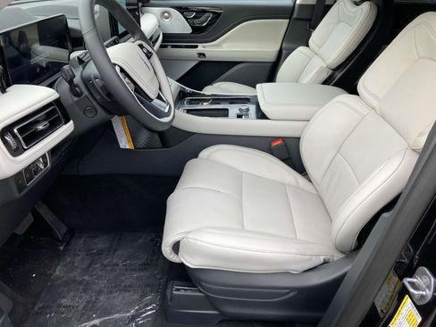 New 2025 Lincoln Aviator Reserve w/ Equipment Group 201A image 21