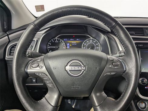 Used 2024 Nissan Murano SV w/ SV Midnight Edition Package image 14