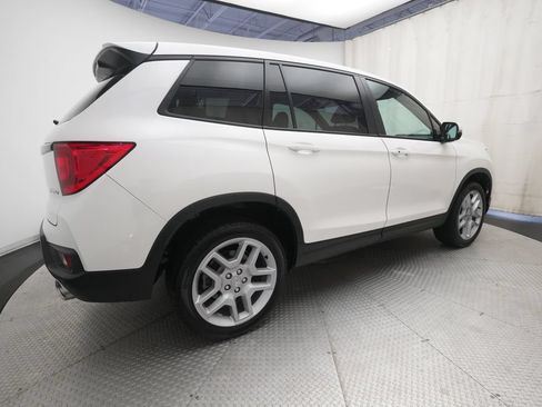 Certified 2025 Honda Passport EX-L image 36