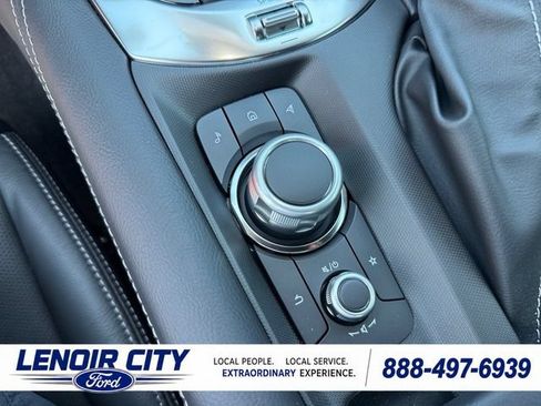 Used 2024 MAZDA MX-5 Miata Grand Touring RWD image 15