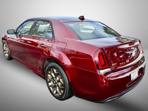 Used 2018 Chrysler 300 S w/ 300S Alloy Package image 5