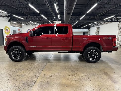 Used 2019 Ford F250 Platinum w/ Platinum Ultimate Package AWD/4WD image 4