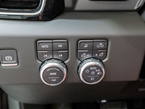 Used 2025 GMC Sierra 2500 Denali Ultimate image 37