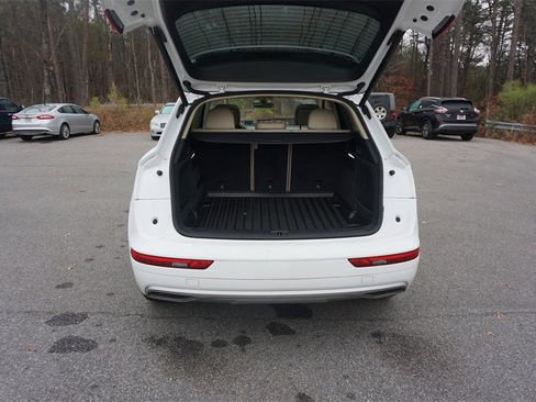 Used 2019 Audi Q5 2.0T Premium image 16