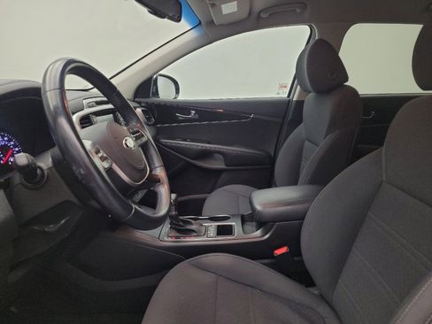 Used 2019 Kia Sorento LX w/ Option Group 020 image 17