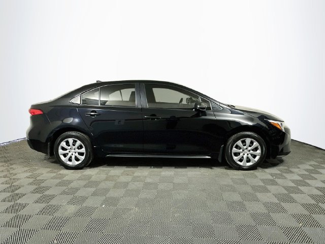 Used 2024 Toyota Corolla LE FWD image 9