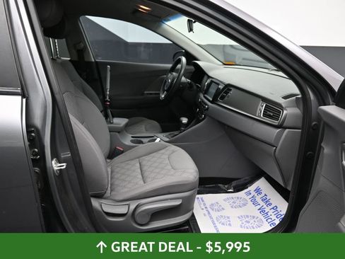 Used 2018 Kia Niro LX FWD image 19
