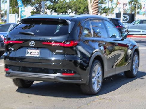 New 2026 MAZDA CX-90 Plug-In Hybrid w/ Preferred image 4