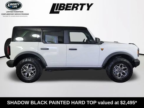 Used 2025 Ford Bronco Badlands AWD/4WD image 2
