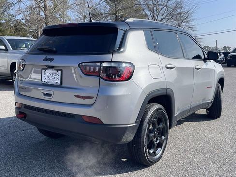 Used 2023 Jeep Compass Trailhawk image 3