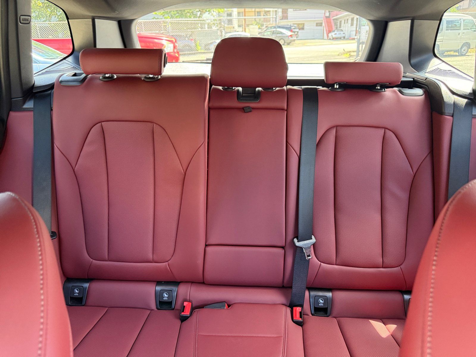 Used 2024 BMW X3 sDrive30i w/ M Sport Package RWD image 27